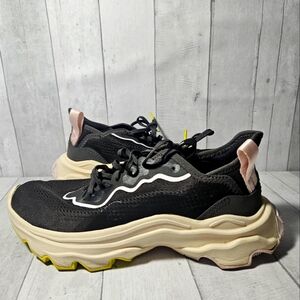 SOREL Womens Kinetic Breakthru Day Lace Black Sneaker Size 7.5